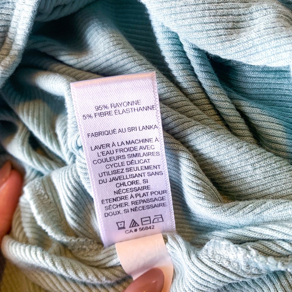 Express seafoam green ruffle bodysuit - Picture 7 of 7